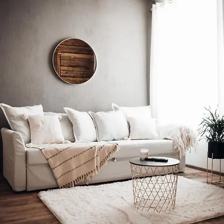 Stylish And Cozy Old Town Апартаменты *